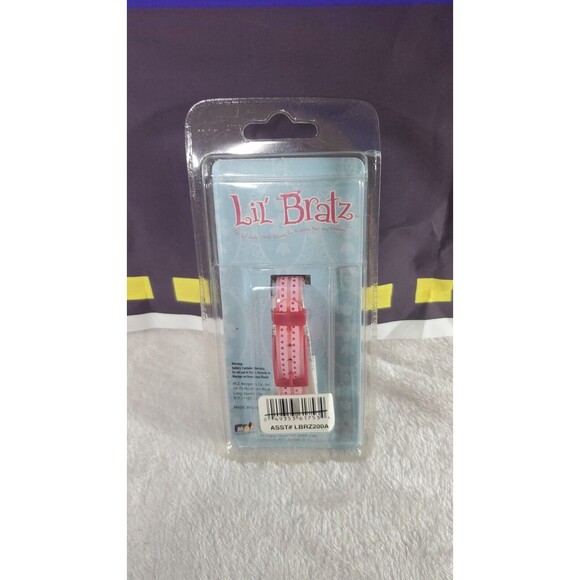 Collectible NOS New Old Stock MGA Bratz LCD Watch Sealed in Factory Blister Pack - Picture 2 of 4